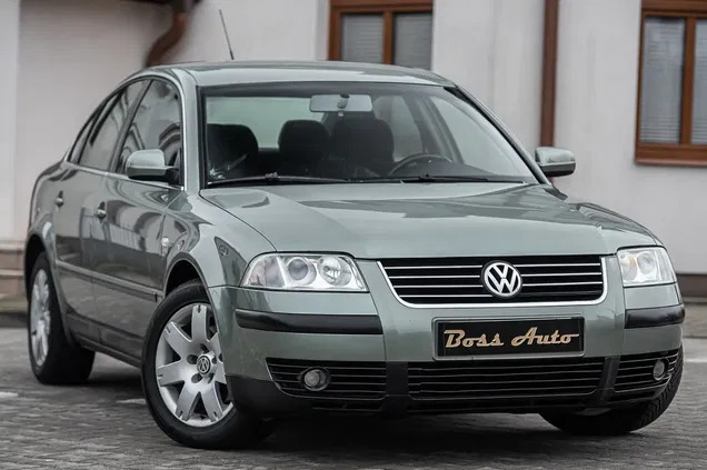 volkswagen passat Volkswagen Passat cena 15900 przebieg: 272123, rok produkcji 2003 z Glinojeck